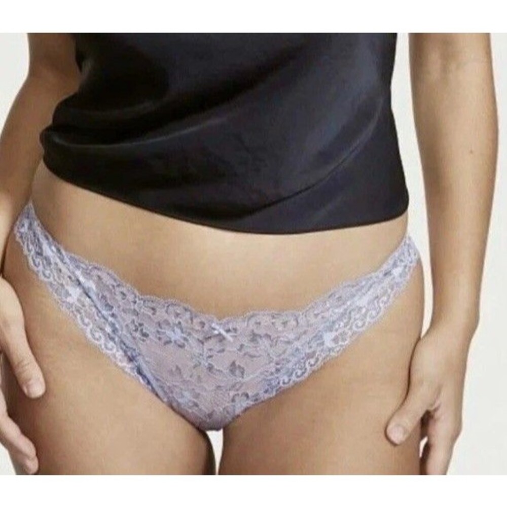 Victoria's Secret Dream Angels Allure Cheekini panties lavender Silver shine XL